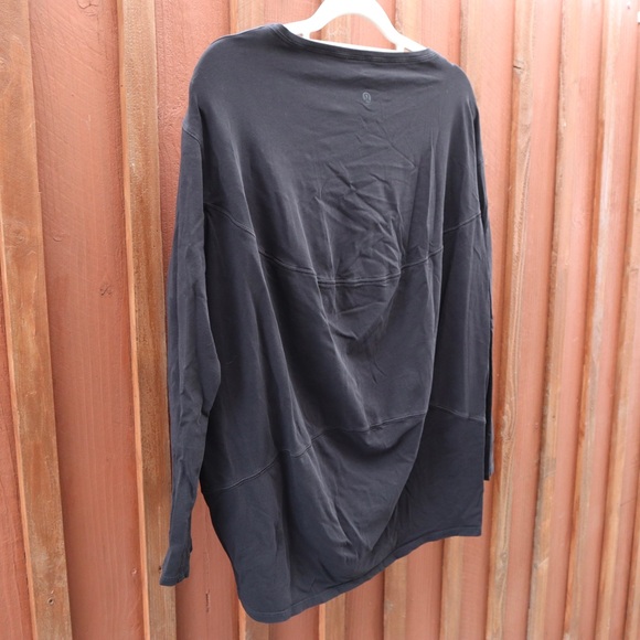 Lululemon Faded Black Long Sleeve Workout Yoga Shirt Top size Large Women - Picture 9 of 15